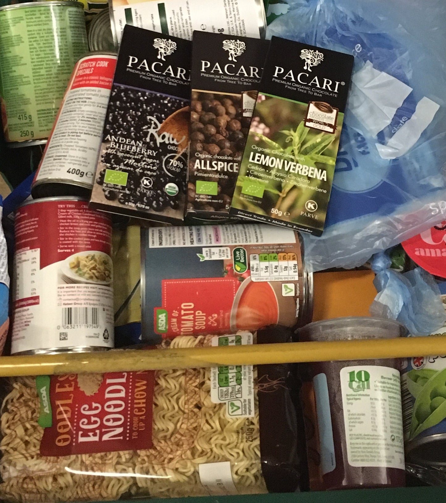 400 Pacari Chocolate Bars donated to local food bank this Christmas