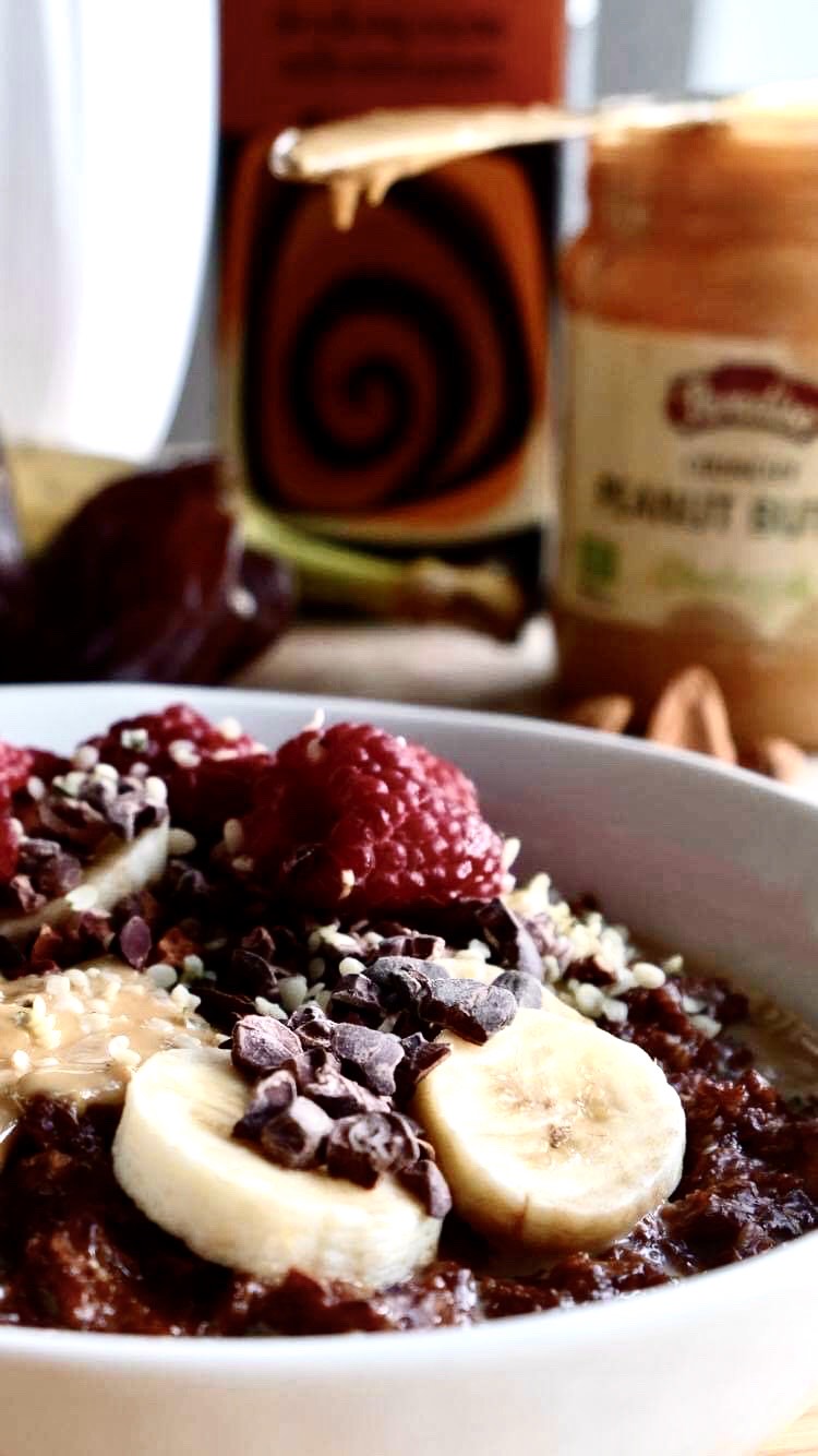 Chocolate Cinnamon Porridge to Kickstart the New Year
